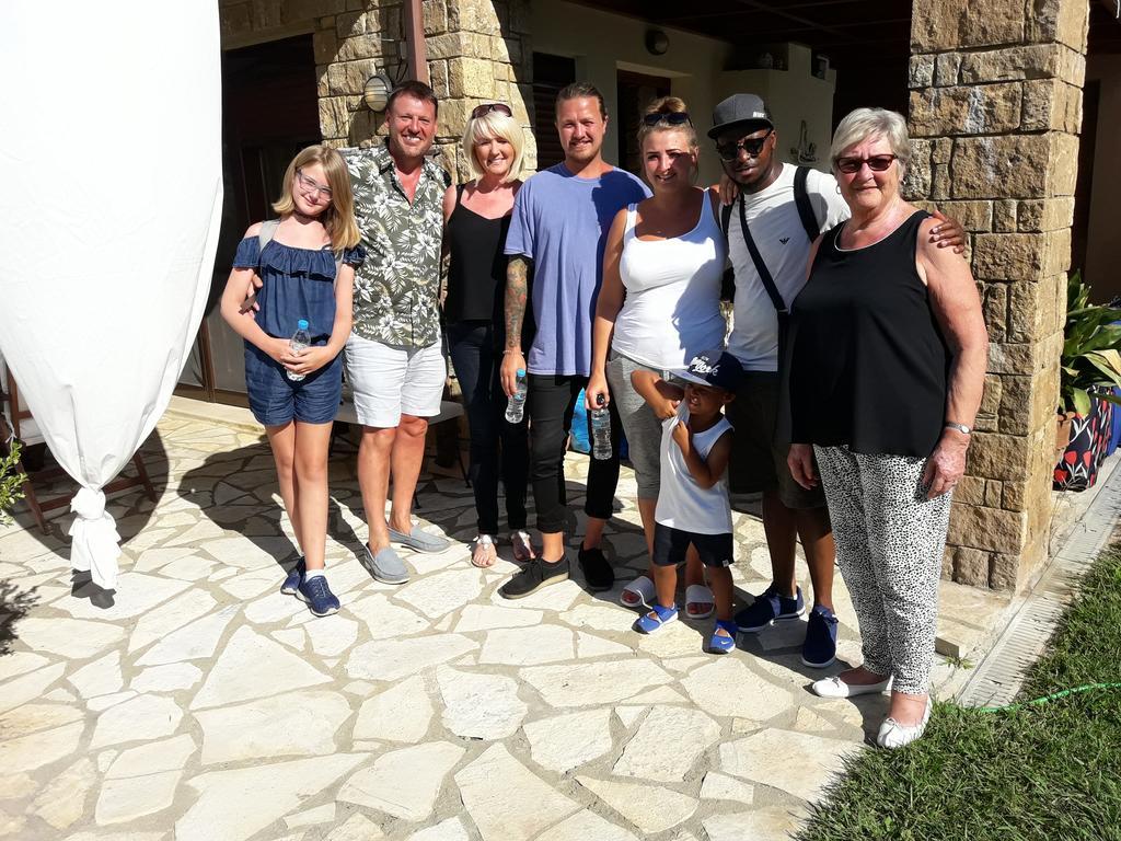 Beautiful Sani Villa מראה חיצוני תמונה