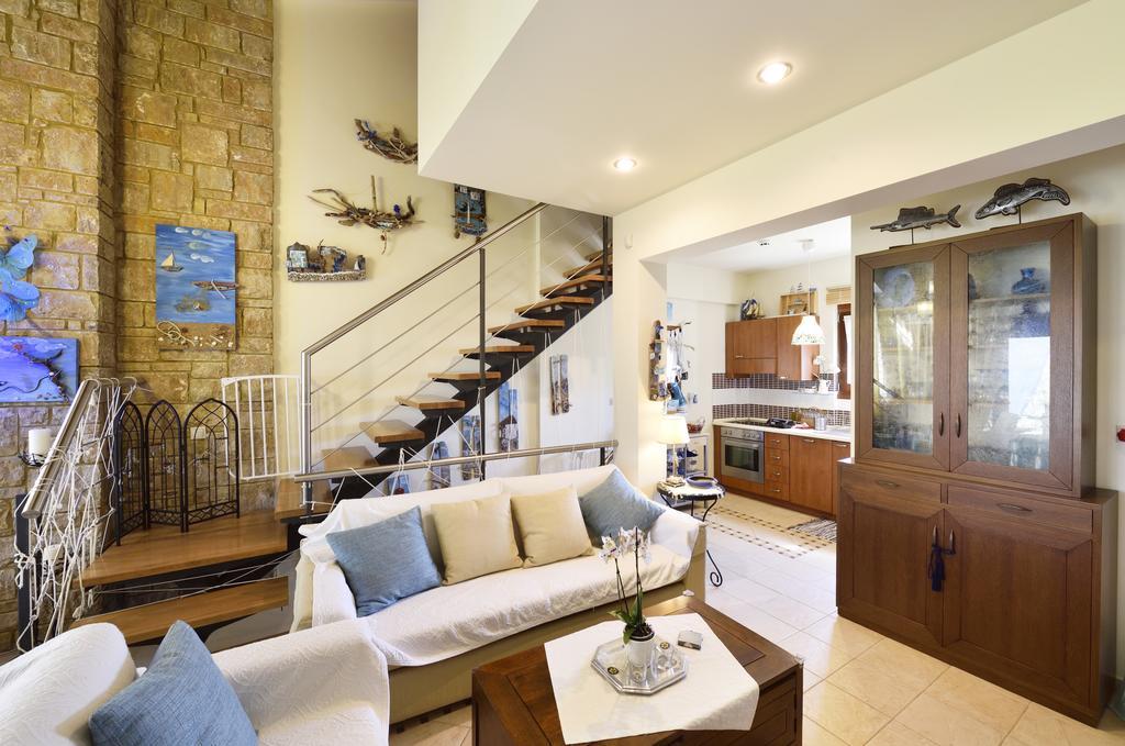 Beautiful Sani Villa מראה חיצוני תמונה