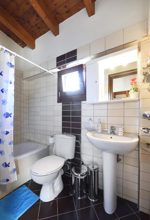 Beautiful Sani Villa מראה חיצוני תמונה