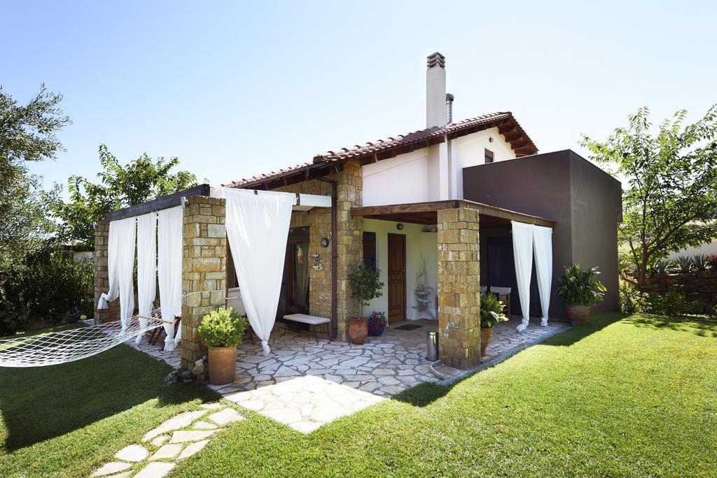 Beautiful Sani Villa מראה חיצוני תמונה