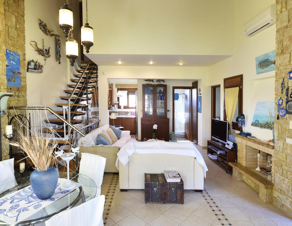 Beautiful Sani Villa מראה חיצוני תמונה